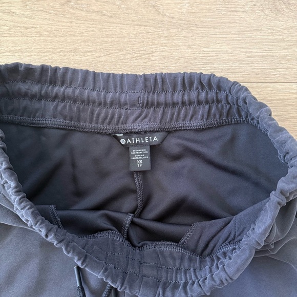 Athleta seasoft mid rise straight pant - Picture 2 of 4